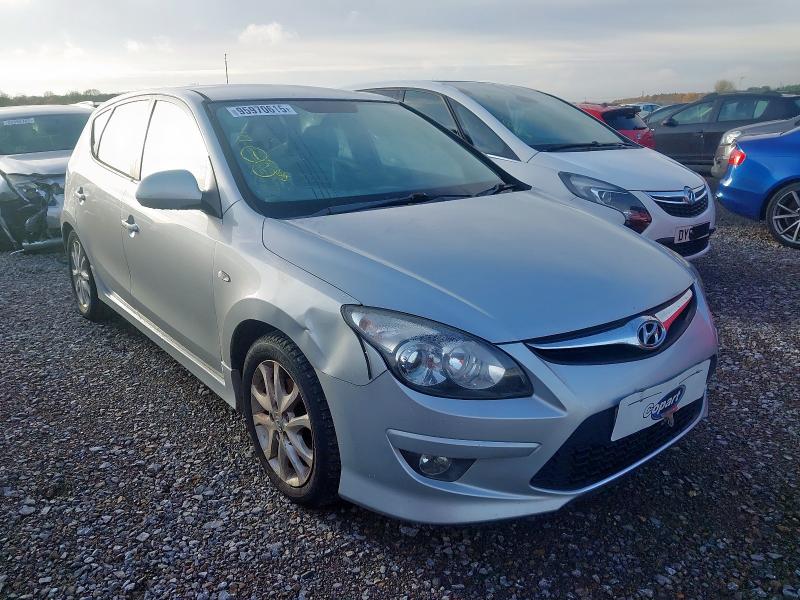2011 HYUNDAI I30 1.6 CRDI COMFORT 5DR