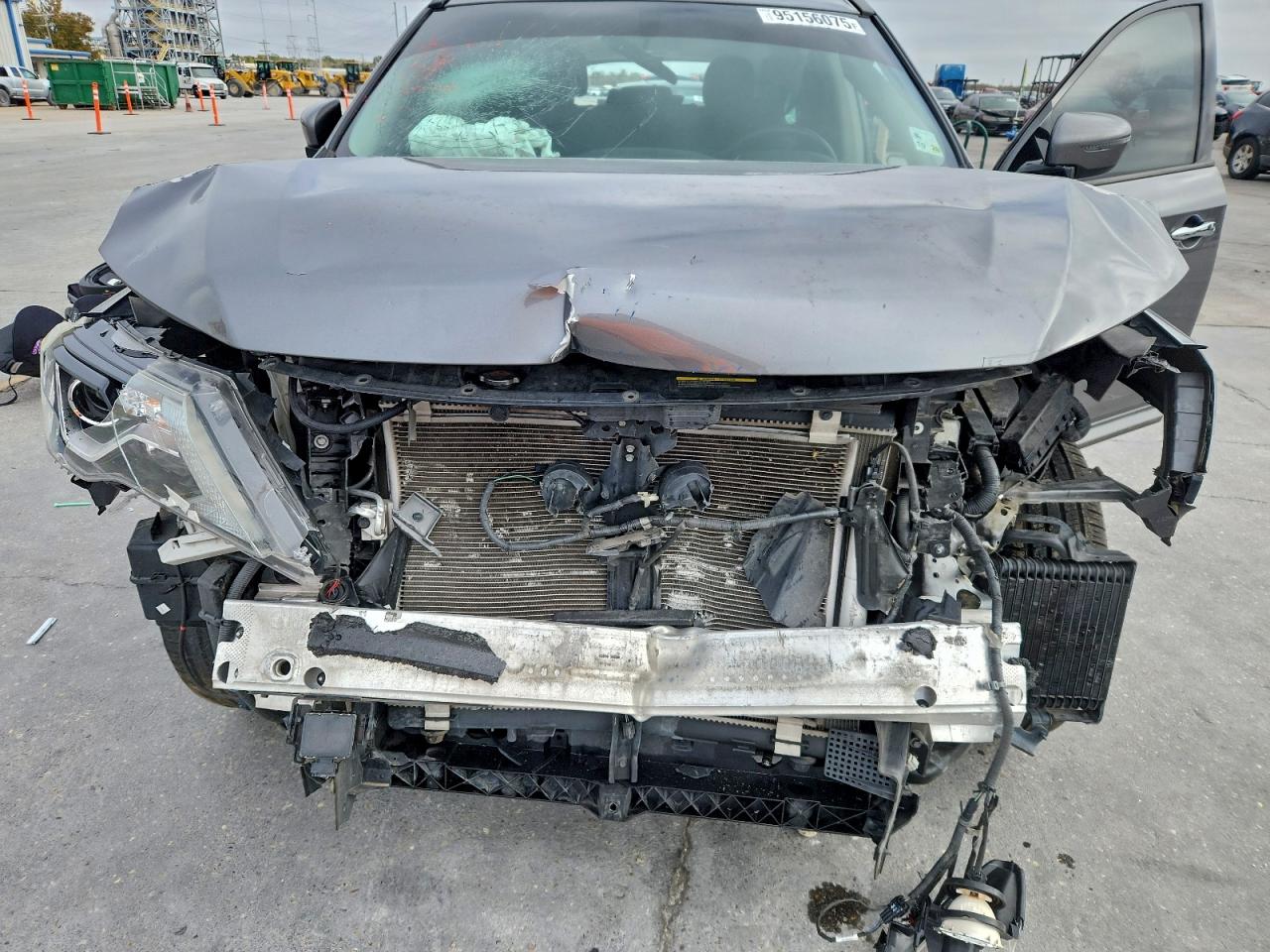 2018 Nissan Pathfinder S VIN: 5N1DR2MN0JC666683 Lot: 95156075