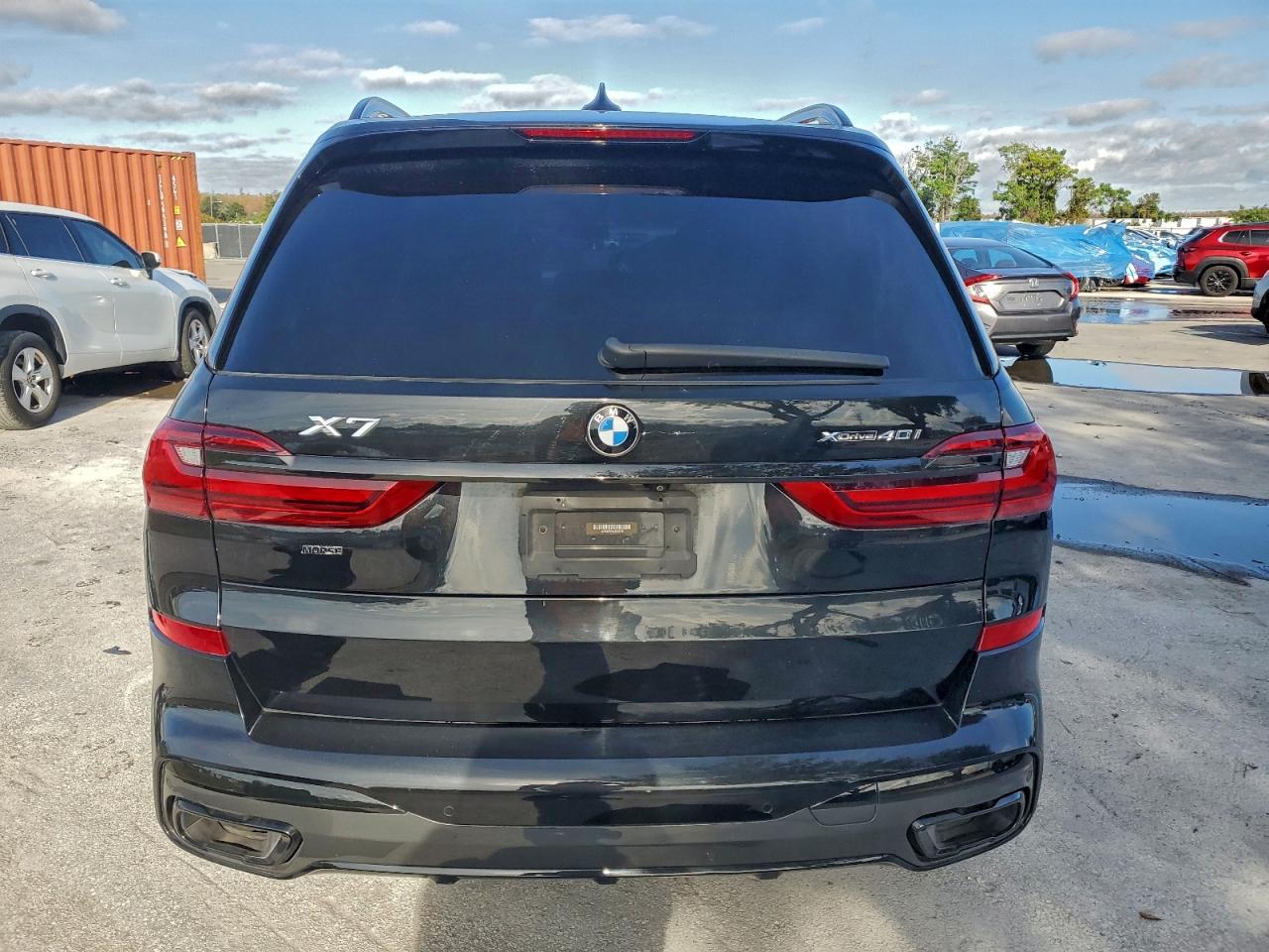 Фото: 5UXCW2C04L9C52578