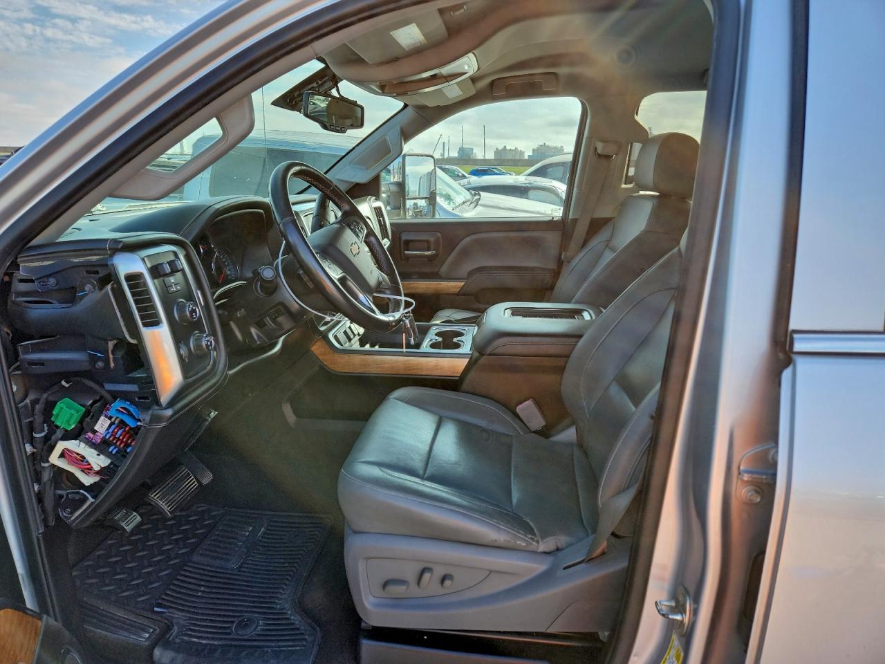 2016 Chevrolet Silverado K2500 Heavy Duty Ltz VIN: 1GC1KWE83GF257600 Lot: 94693705