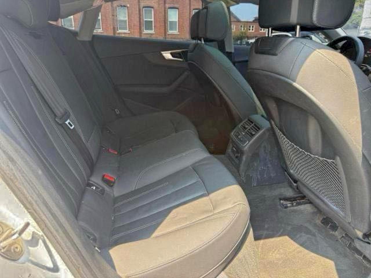 Фото: WAUCBCF5XMA061395