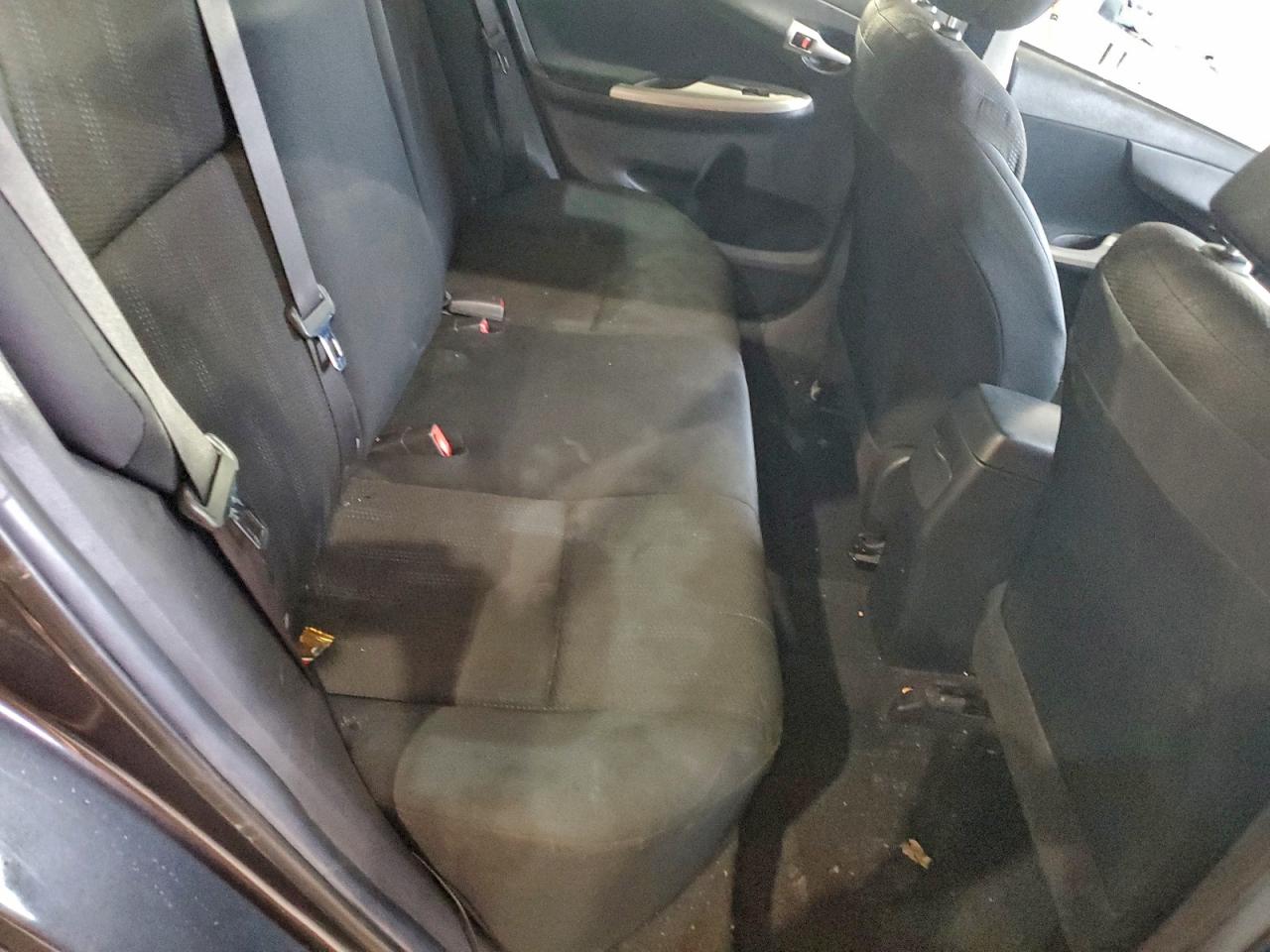 2011 Toyota Corolla Base VIN: 2T1BU4EE2BC698239 Lot: 95647495