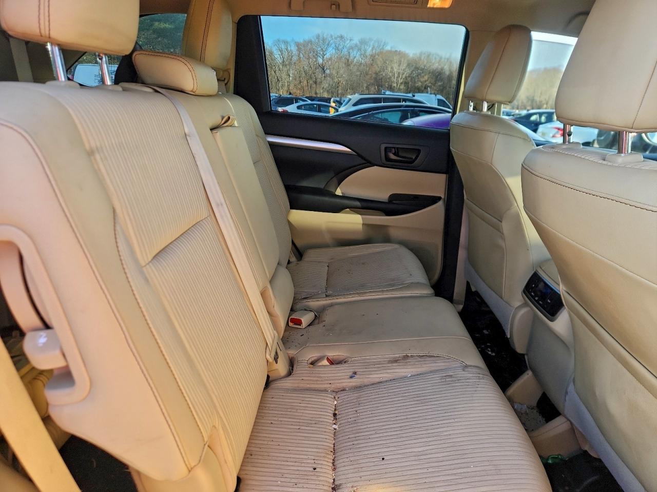 2017 Toyota Highlander Le VIN: 5TDBZRFH0HS364265 Lot: 94225045