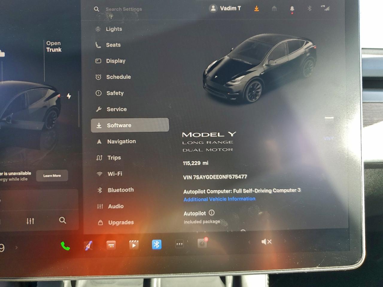 2022 Tesla Model Y VIN: 7SAYGDEE0NF575477 Lot: 94804245