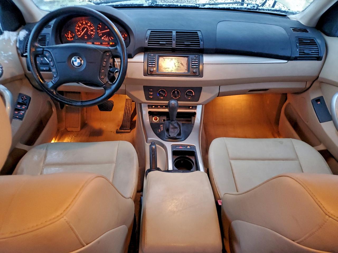 Фото: WBAFA53581LP25595