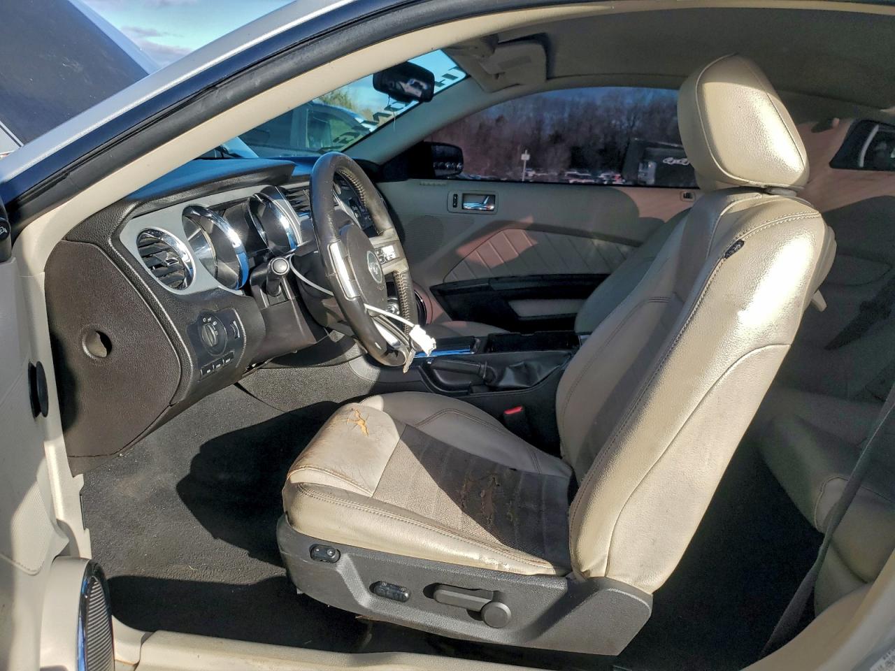 2010 Ford Mustang VIN: 1ZVBP8AN5A5107124 Lot: 96727745