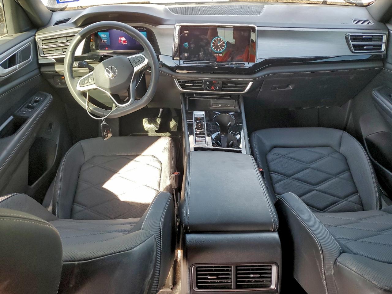 2024 Volkswagen Atlas Cross Sport Se VIN: 1V2WE2CA7RC222556 Lot: 96120105