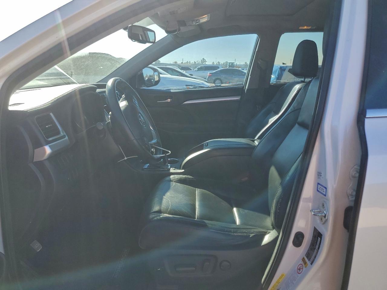 2015 Toyota Highlander Xle VIN: 5TDKKRFHXFS109818 Lot: 96002875