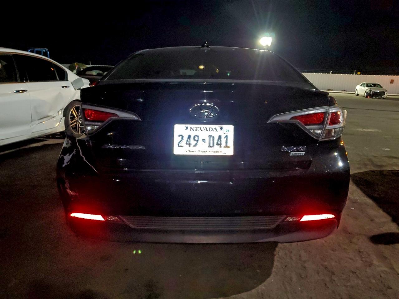 2017 Hyundai Sonata Hyb VIN: 074642 Lot: 96005945