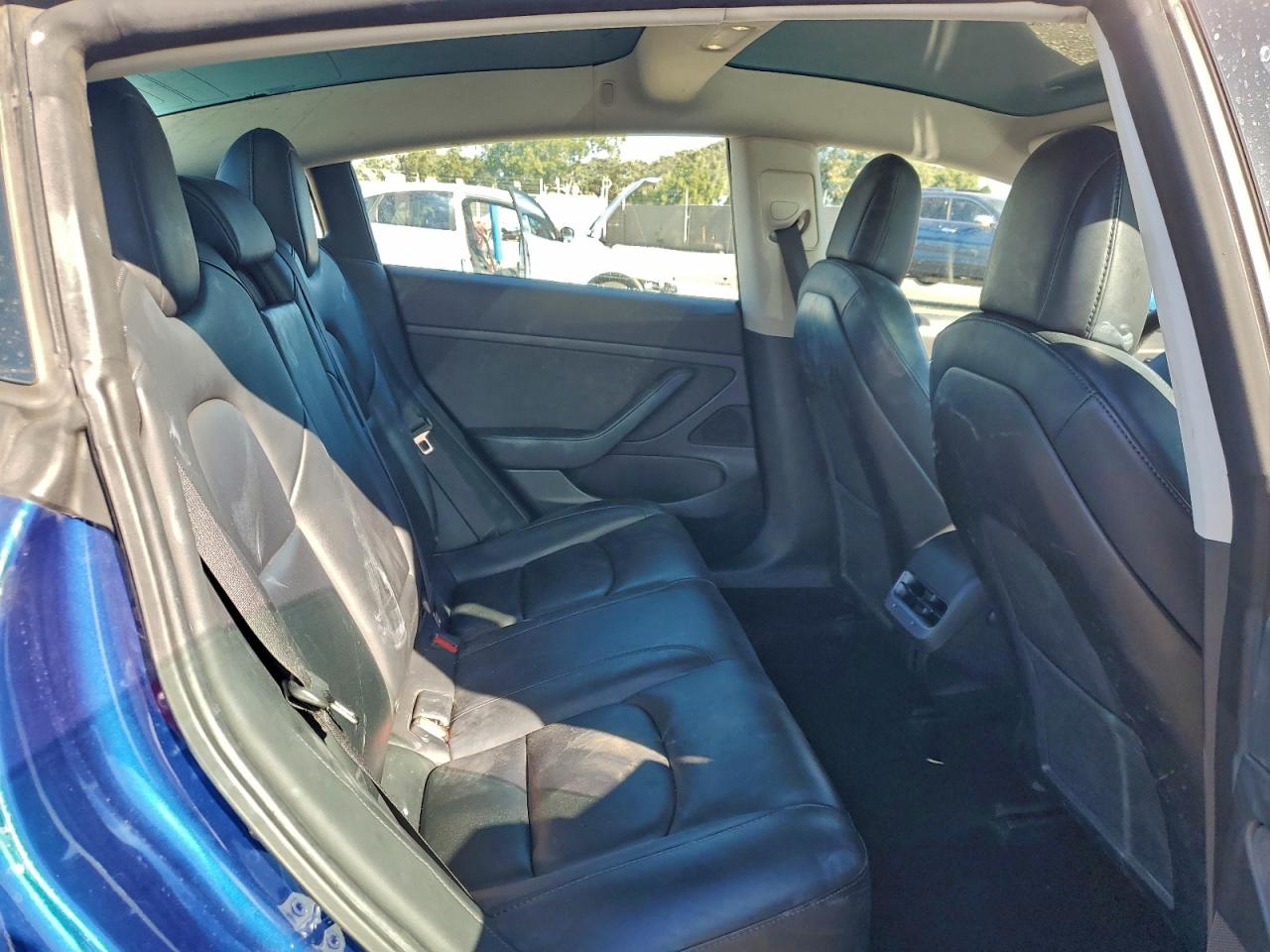 2020 Tesla Model 3 VIN: 5YJ3E1EA3LF633975 Lot: 94938115