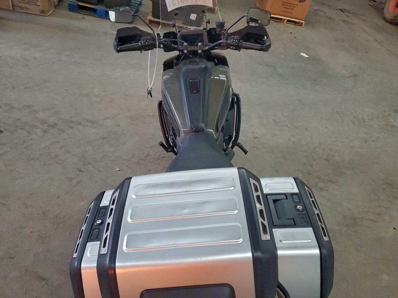 2021 Harley Davidson Pan America VIN: 1HD1ZES22MB305644 Lot: 94276375