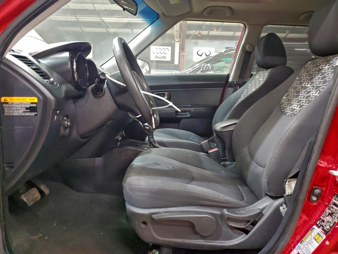 2011 Kia Soul + VIN: KNDJT2A2XB7330925 Lot: 97331085