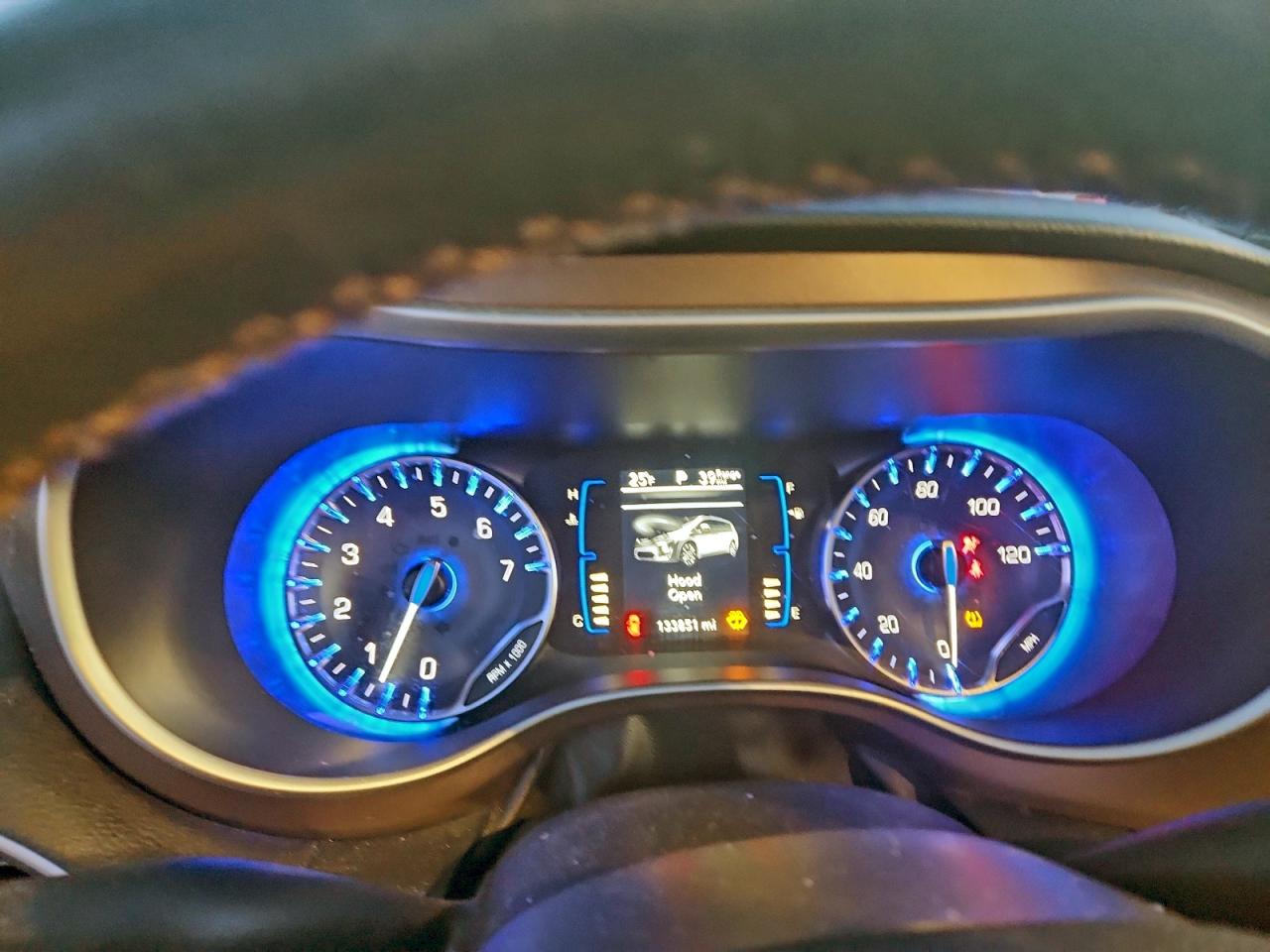 2018 Chrysler Pacifica Touring L VIN: 2C4RC1BG7JR185833 Lot: 92862205