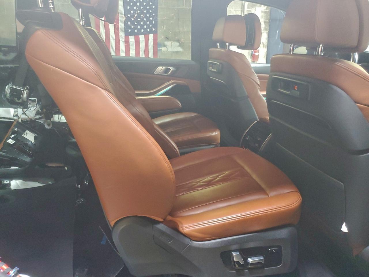 Фото: 5UXCW2C55KL082323