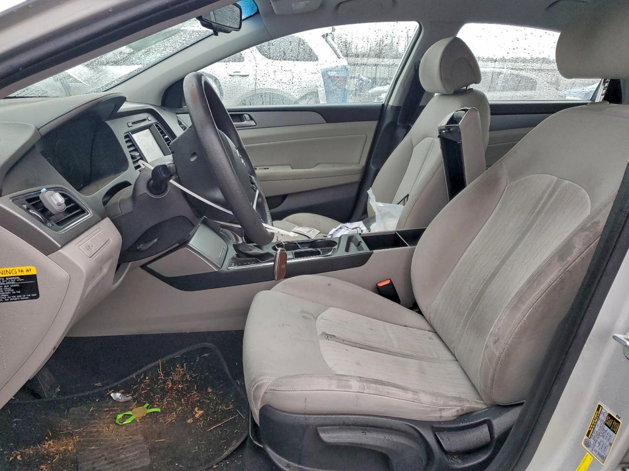 2017 Hyundai Sonata Hybrid VIN: KMHE24L12HA046006 Lot: 95513125