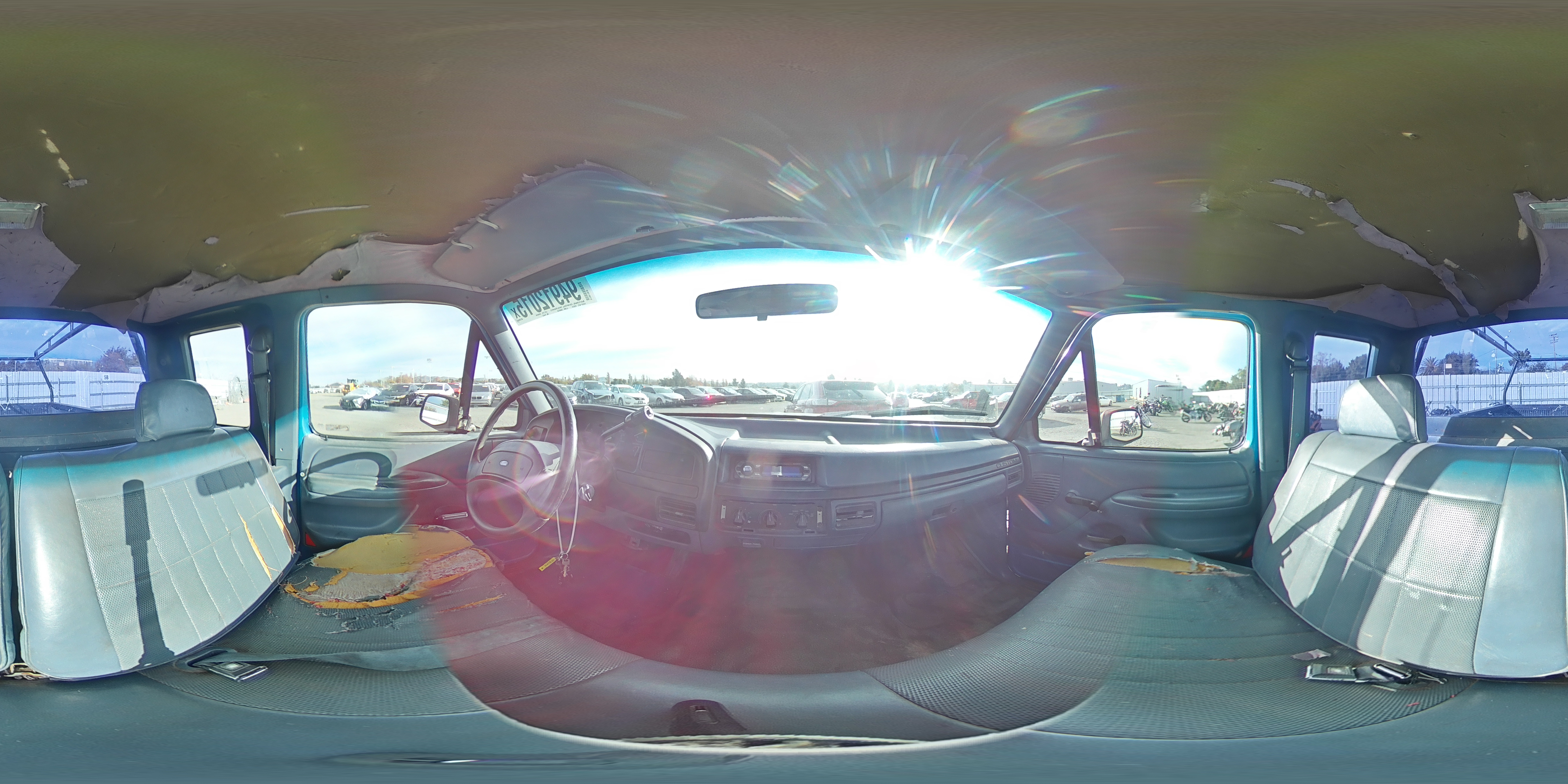 1992 Ford F150 VIN: 1FTEX15Y5NKA14672 Lot: 94912015