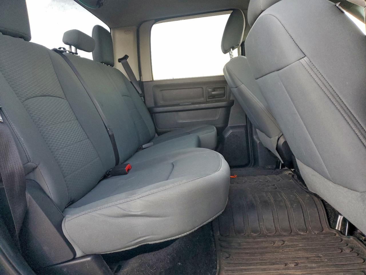 2014 Ram 1500 St VIN: 1C6RR7SM9ES303352 Lot: 96146655