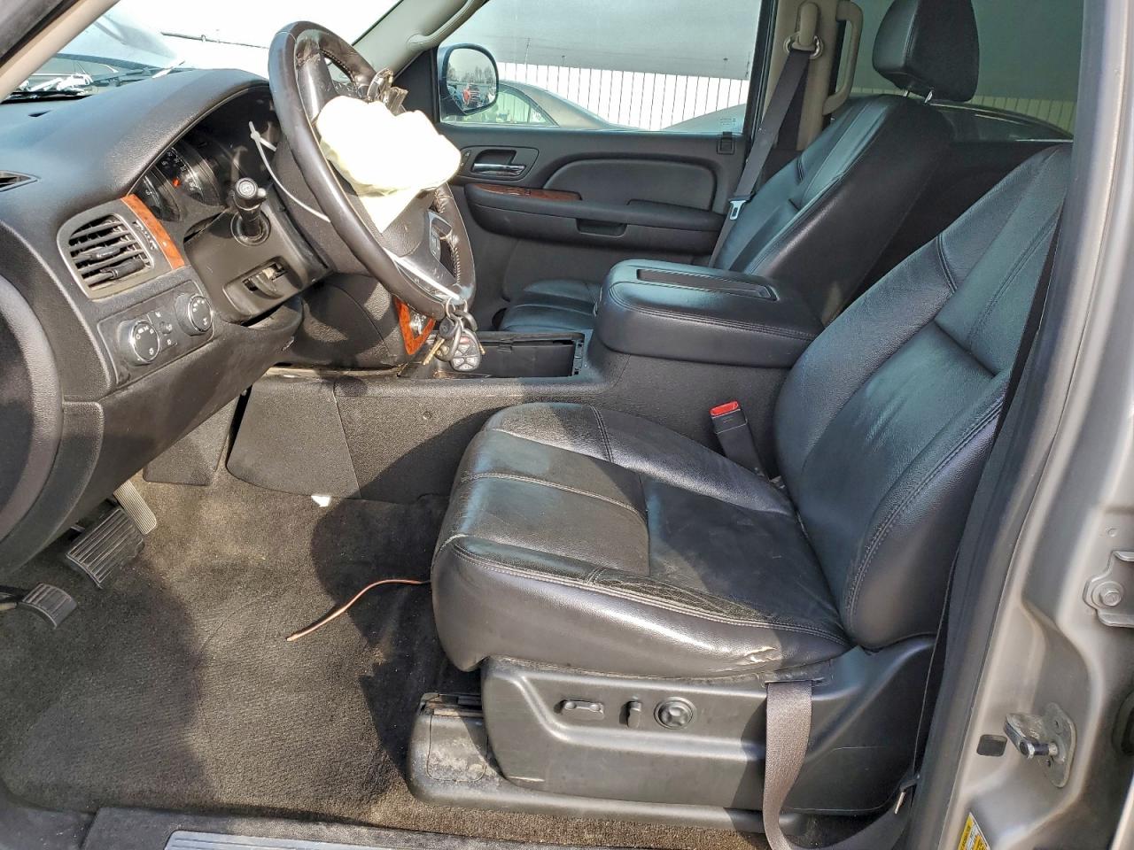 2008 Chevrolet Tahoe K1500 VIN: 1GNFK13008J103308 Lot: 94799575