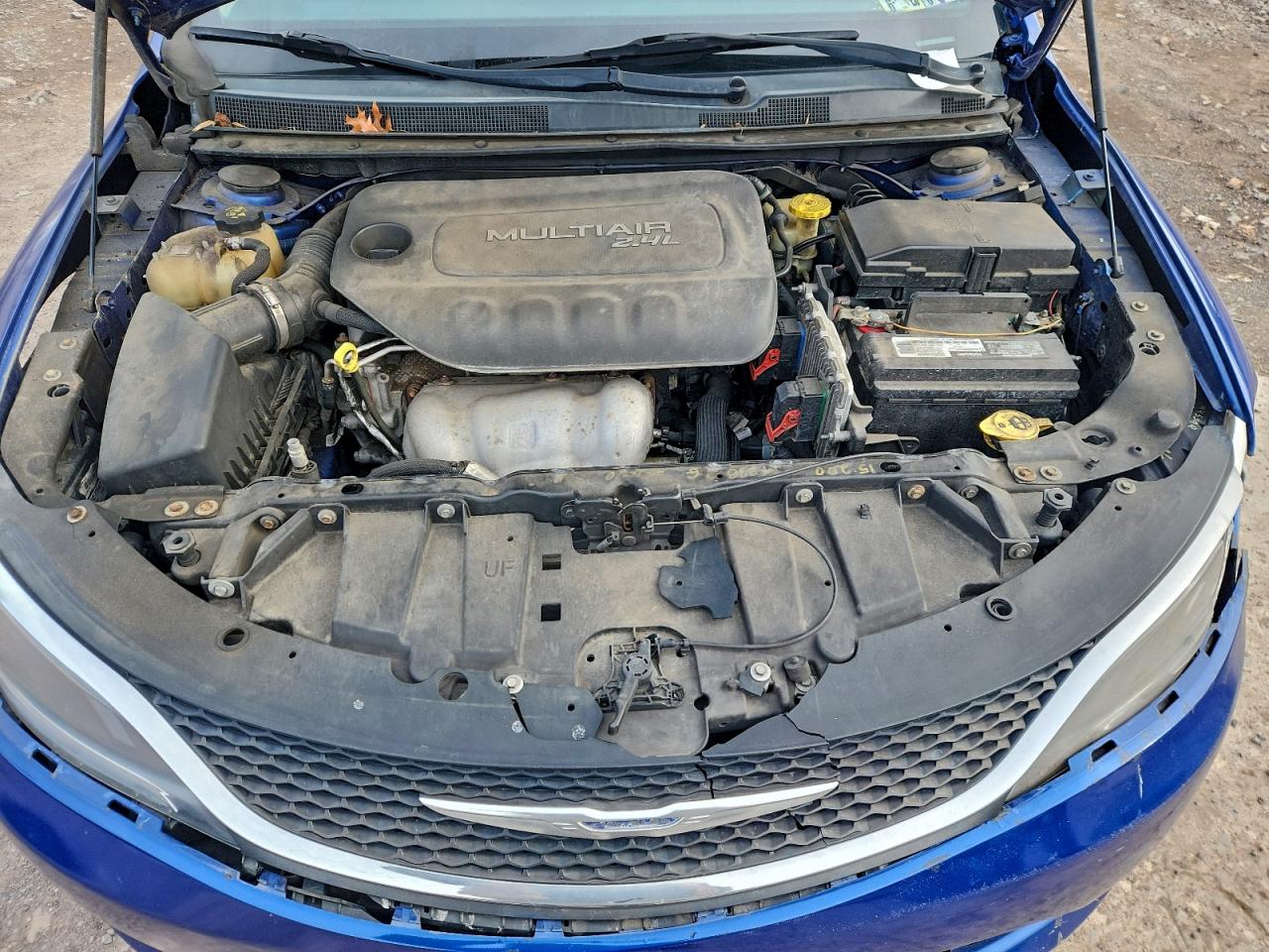 2015 Chrysler 200 Limited VIN: 1C3CCCAB2FN730921 Lot: 95464875