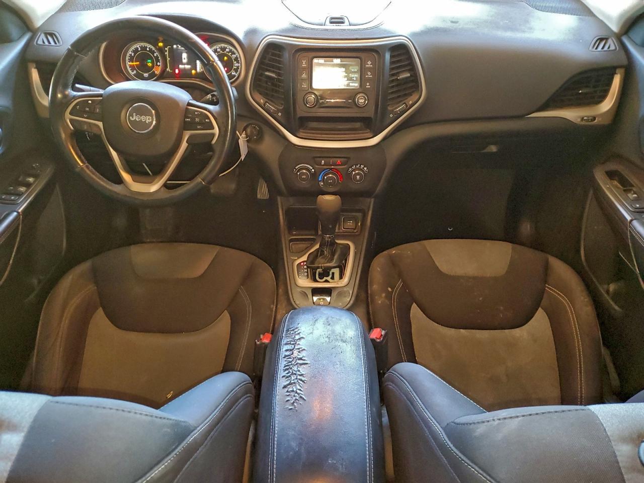 2015 Jeep Cherokee Sport VIN: 1C4PJLAB5FW676995 Lot: 94804395