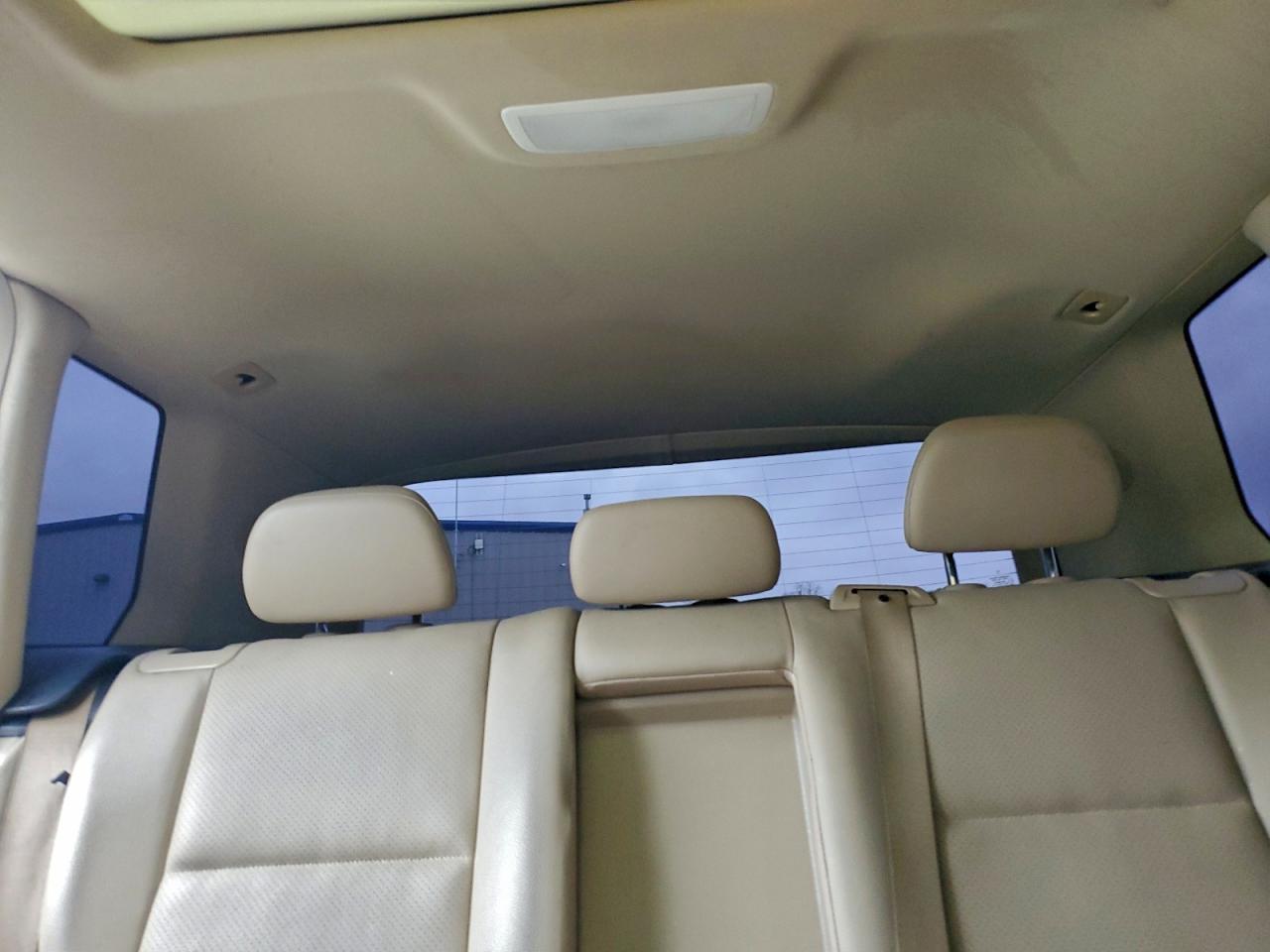 Фото: WDCGG8HB3CF930422