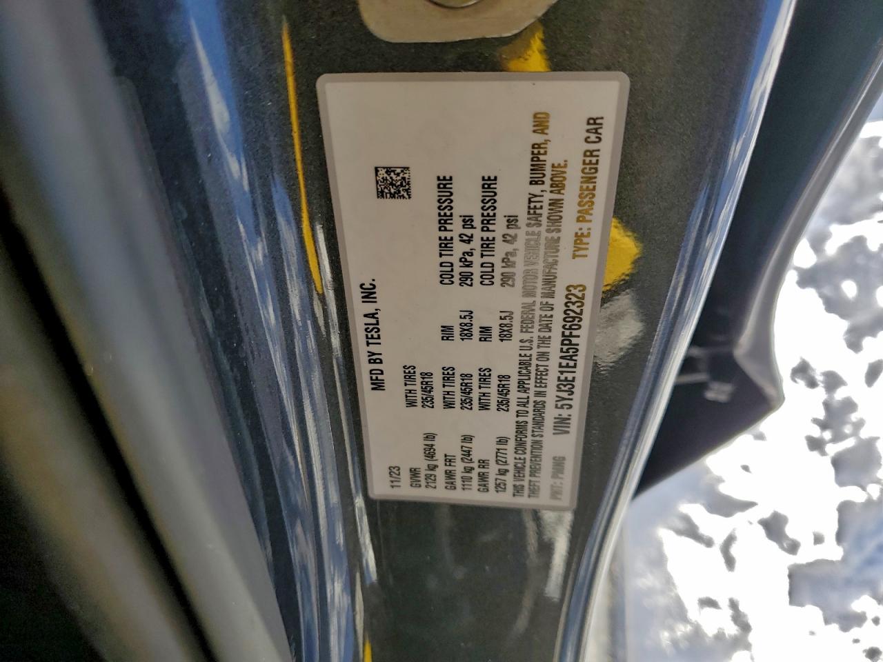 2023 Tesla Model 3 VIN: 5YJ3E1EA5PF692323 Lot: 95490865