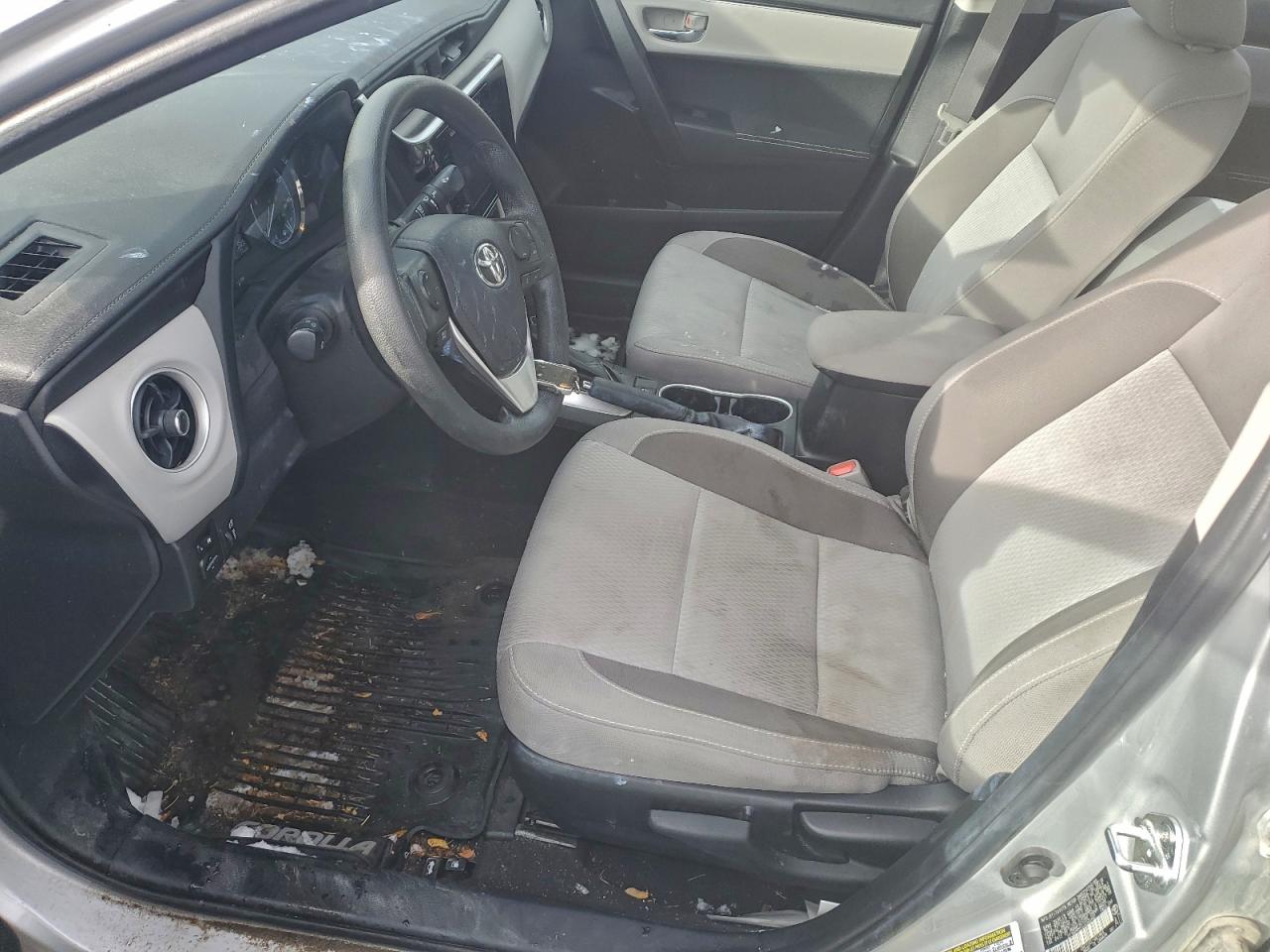 2018 Toyota Corolla L VIN: 2T1BURHE0JC060482 Lot: 94978855