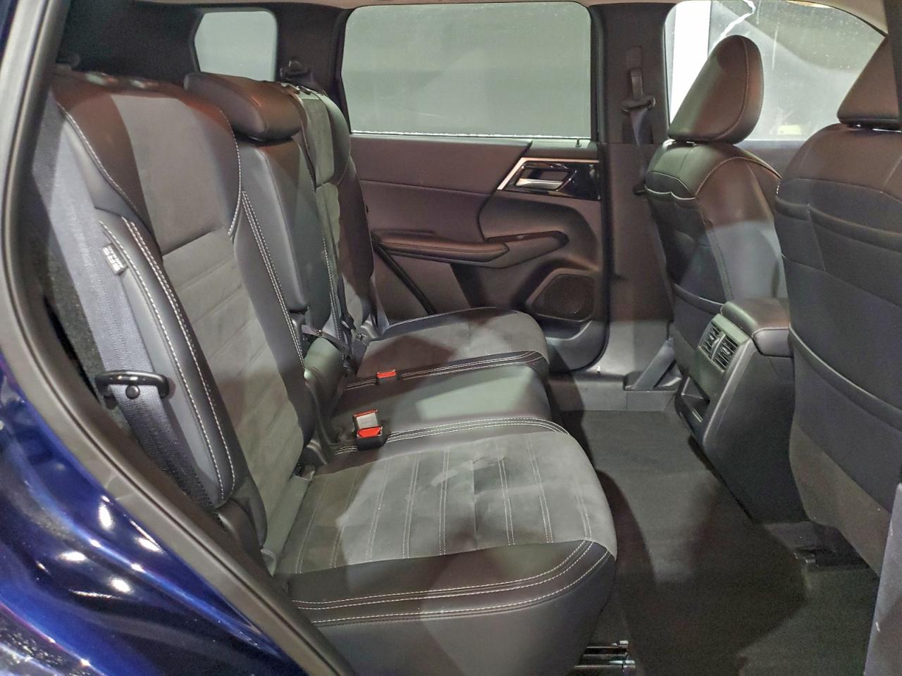 2024 Mitsubishi Outlander Se VIN: JA4J4VA83RZ076955 Lot: 96091415