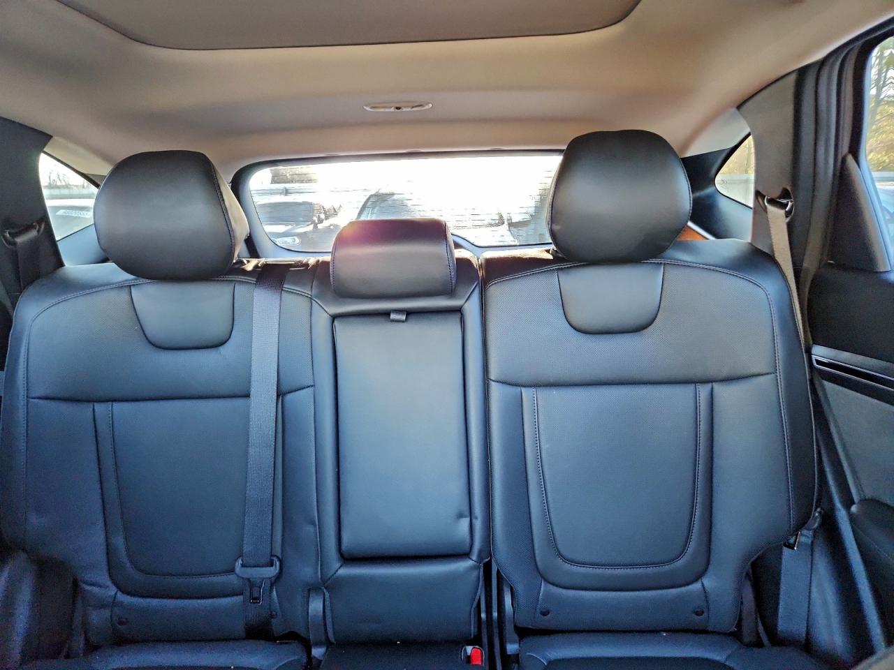 2024 Hyundai Tucson Limited VIN: 5NMJECDE7RH325268 Lot: 97105455