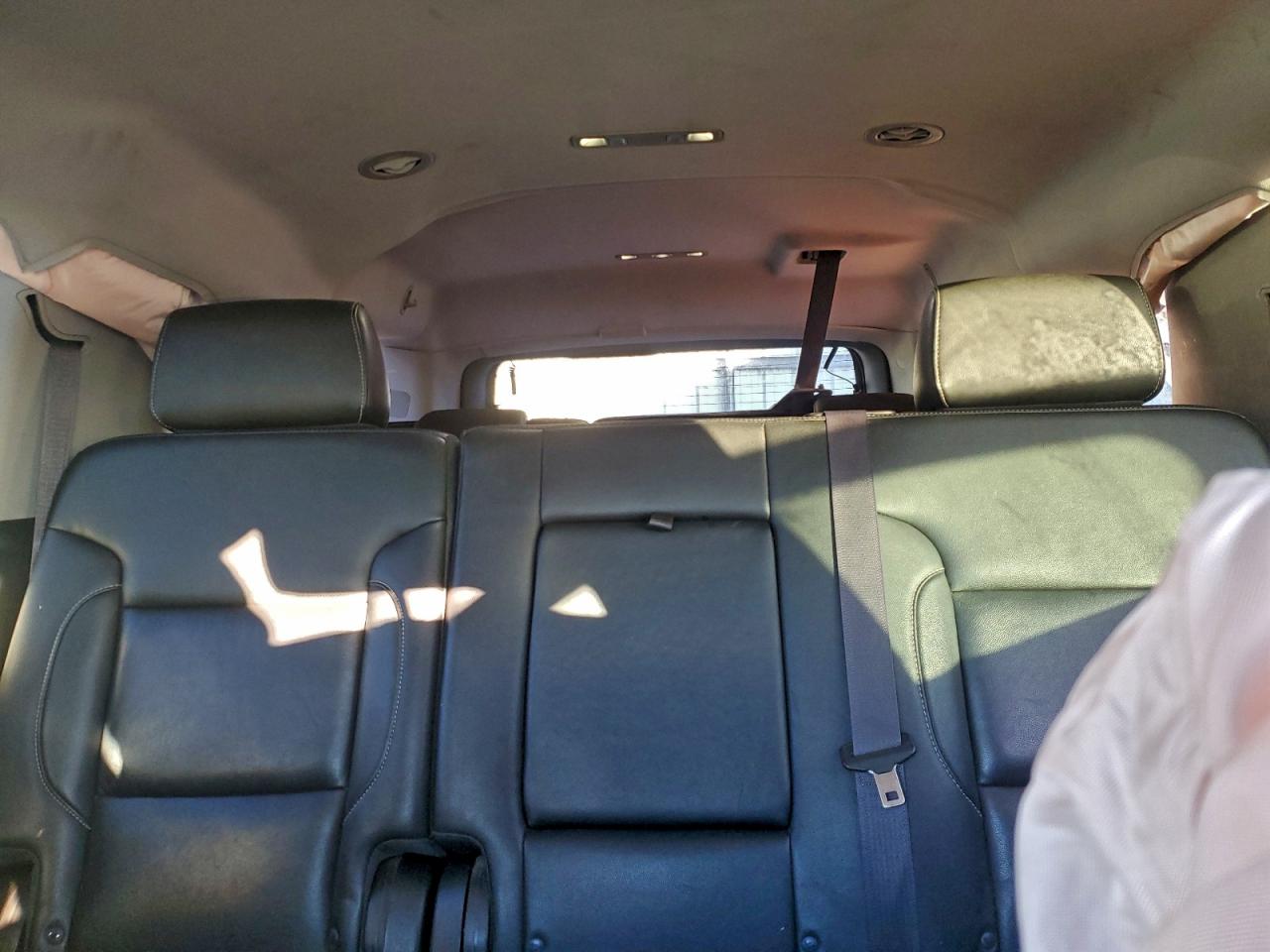 2017 Chevrolet Suburban K1500 Lt VIN: 1GNSKHKC4HR135408 Lot: 94858885