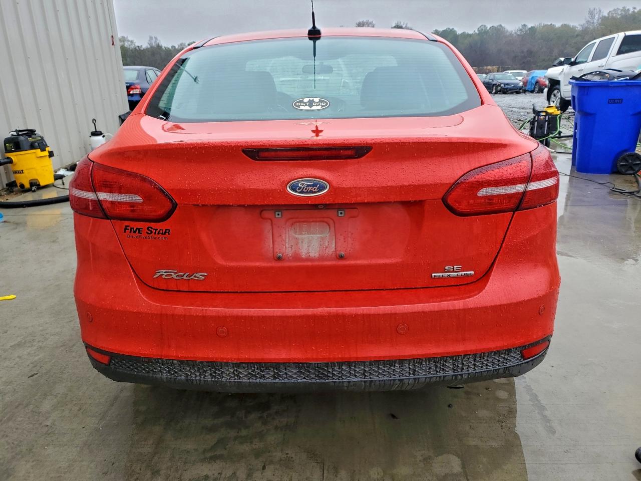 2016 Ford Focus Se VIN: 1FADP3F22GL298962 Lot: 94002285