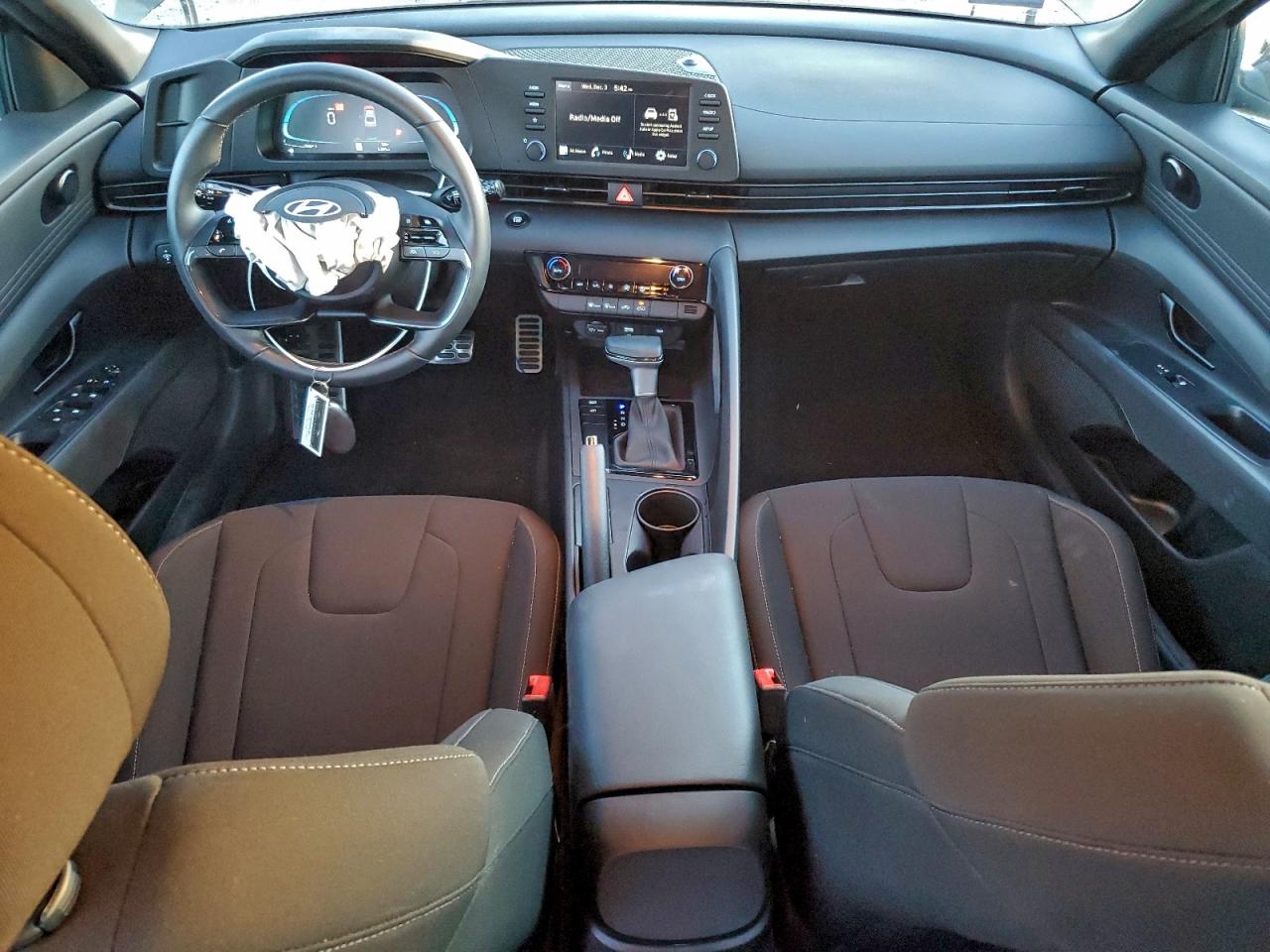 2025 Hyundai Elantra Sel Sport VIN: KMHLM4DG4SU984745 Lot: 95670745