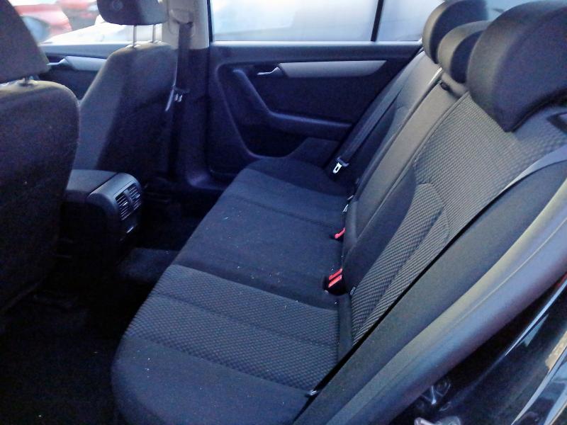 2013 VOLKSWAGEN PASSAT 2.0 TDI BLUEMOTION TECH S 4DR