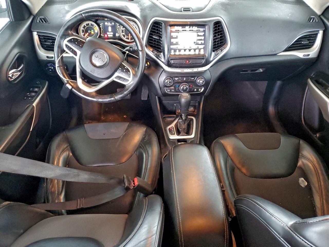 2018 Jeep Cherokee Latitude Plus VIN: 1C4PJLLB8JD525151 Lot: 95699045