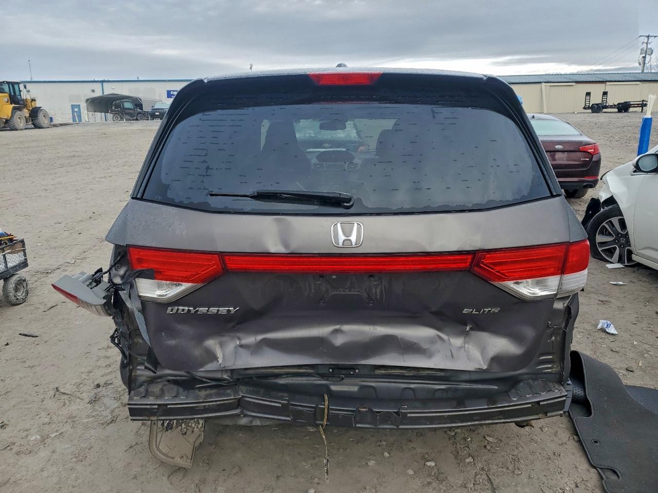 2016 Honda Odyssey Touring VIN: 5FNRL5H96GB146087 Lot: 95023625