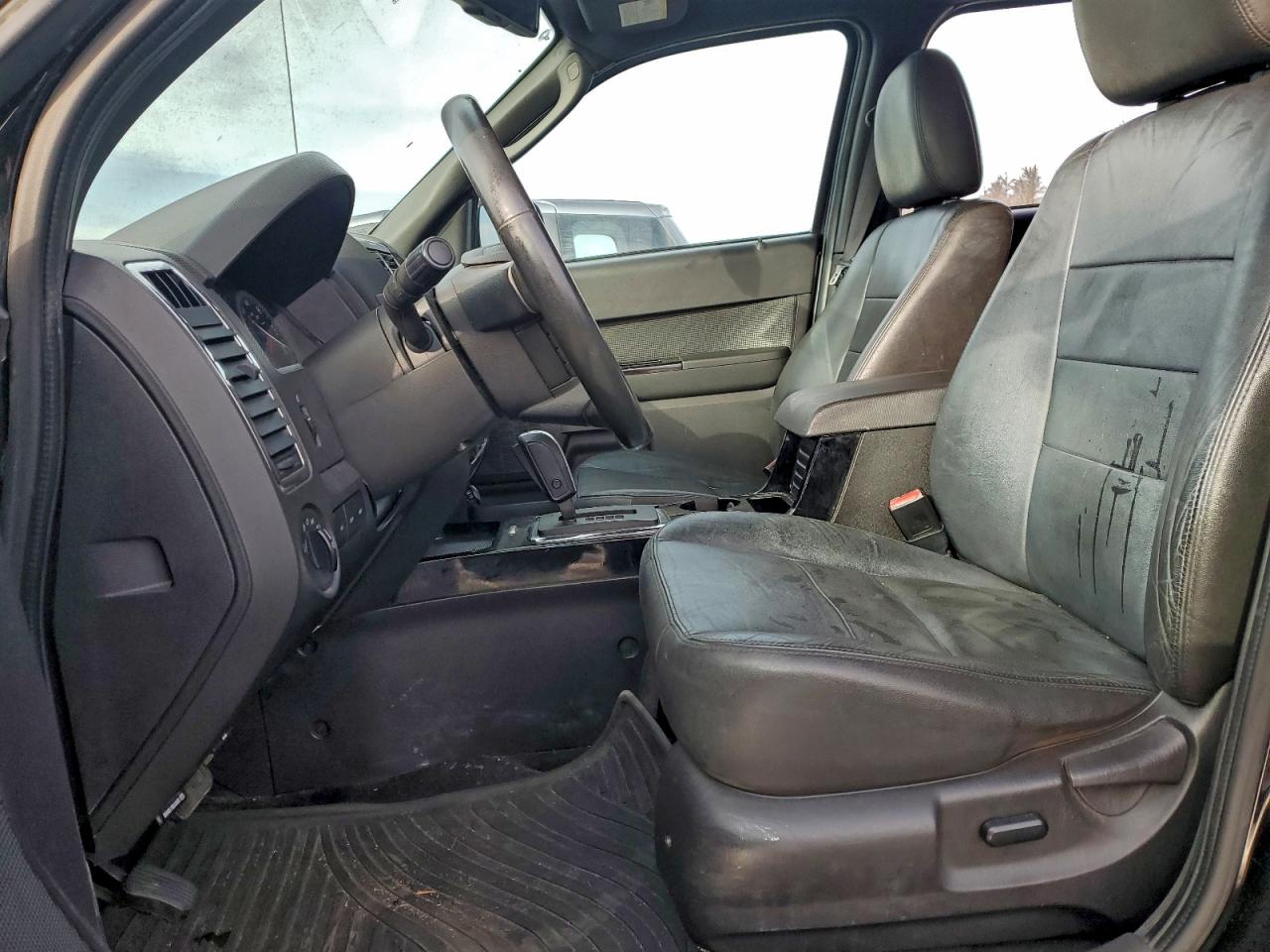 2010 Ford Escape Limited VIN: 1FMCU9EG5AKB80962 Lot: 96904415