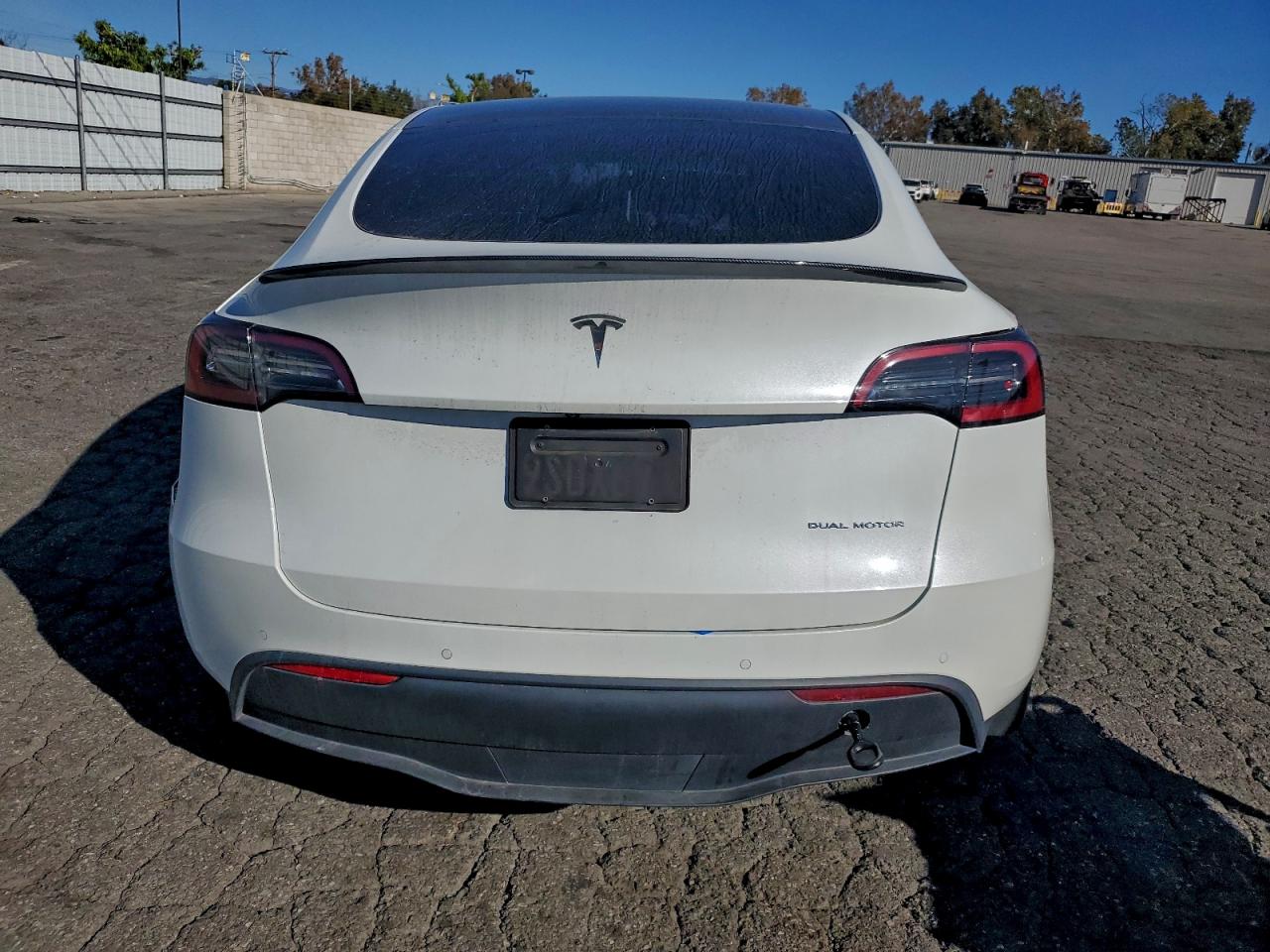 2021 Tesla Model Y VIN: 5YJYGAEE0MF270667 Lot: 94105725