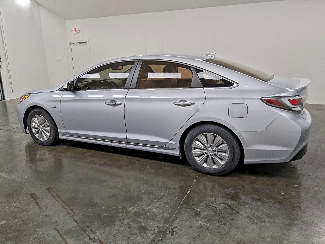 2017 Hyundai Sonata Hybrid VIN: KMHE24L19HA056905 Lot: 95553075