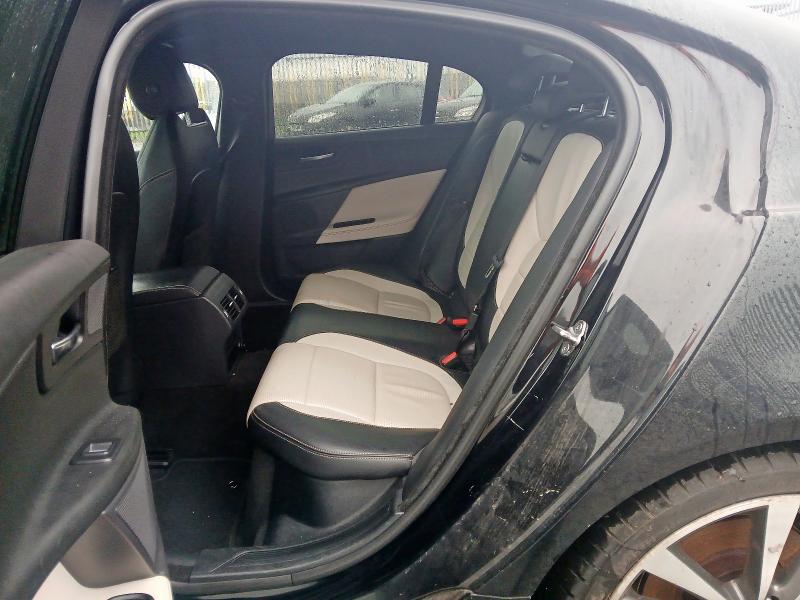 2017 JAGUAR XE 2.0D [180] R-SPORT 4DR