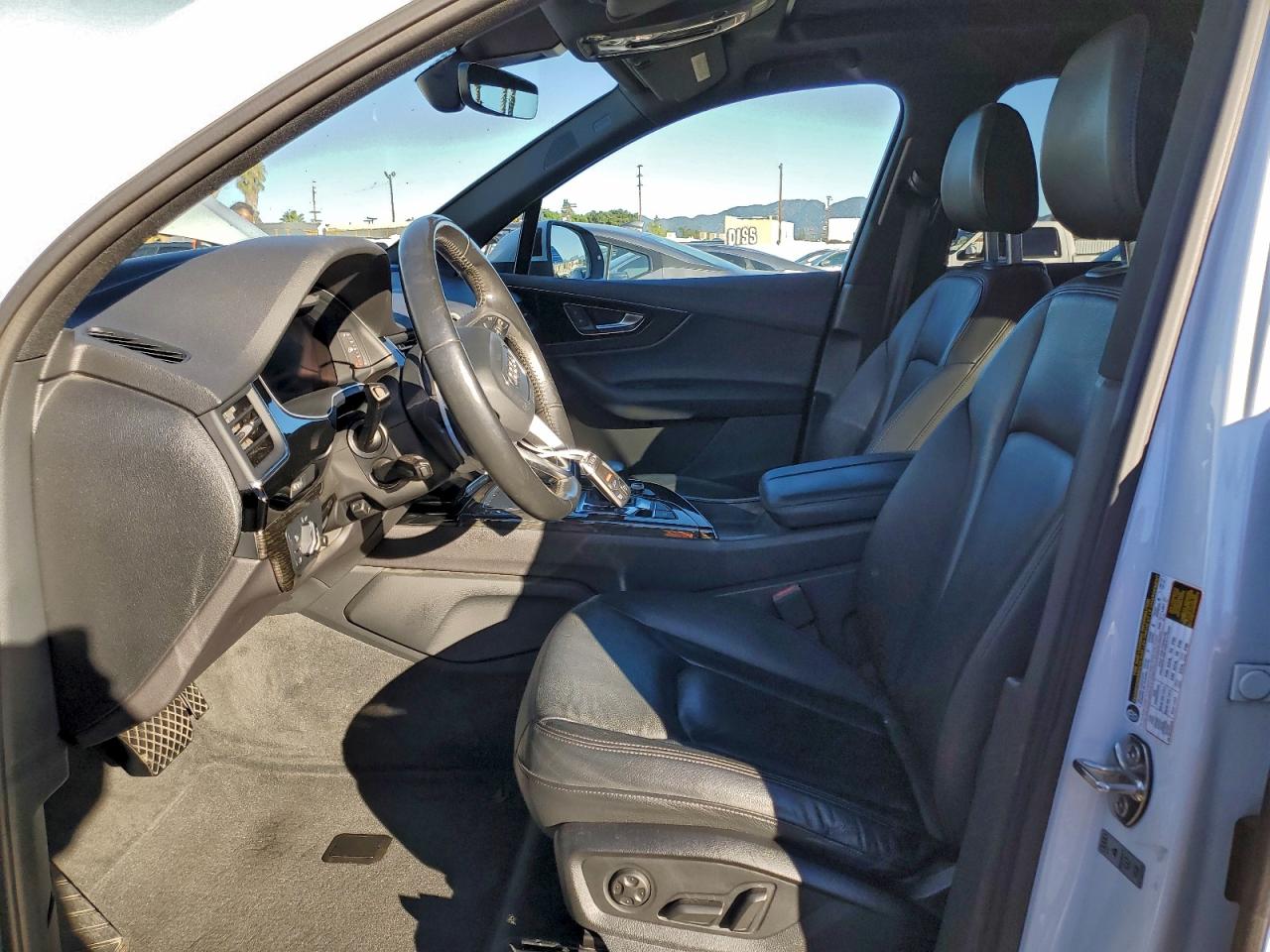 2017 Audi Q7 Premium Plus VIN: WA1LAAF72HD022147 Lot: 95457095