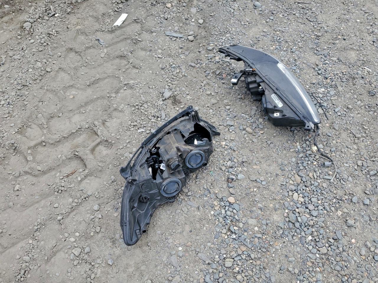 2015 Ford Fusion Se Hybrid VIN: 3FA6P0LU1FR195657 Lot: 95909715