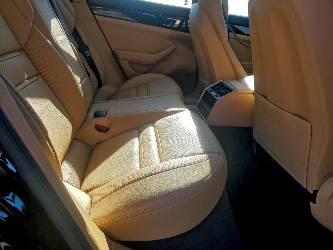 2020 Porsche Panamera Base VIN: WP0AA2A75LL103779 Lot: 93389795