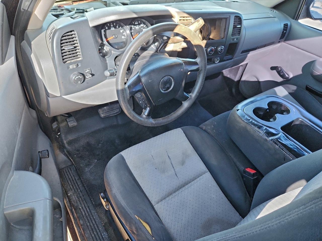 2009 Chevrolet Silverado C1500 VIN: 1GCEC14X09Z101221 Lot: 93400975