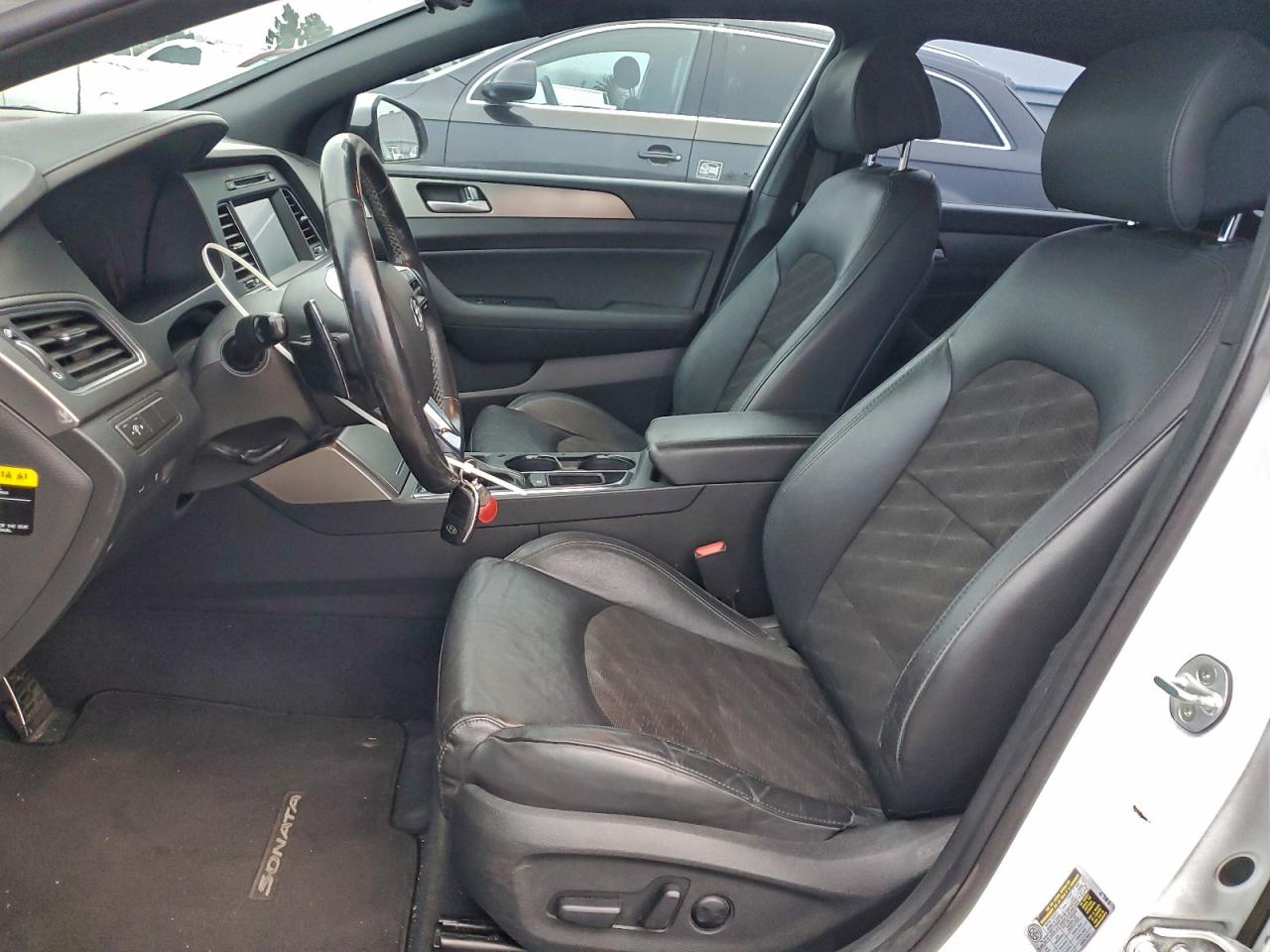 2017 Hyundai Sonata Sport VIN: 5NPE34AB3HH563207 Lot: 96543235