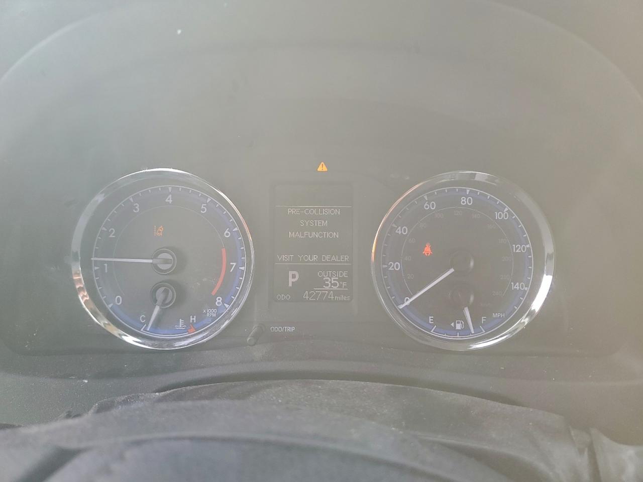 2018 Toyota Corolla L VIN: 2T1BURHE0JC060482 Lot: 94978855