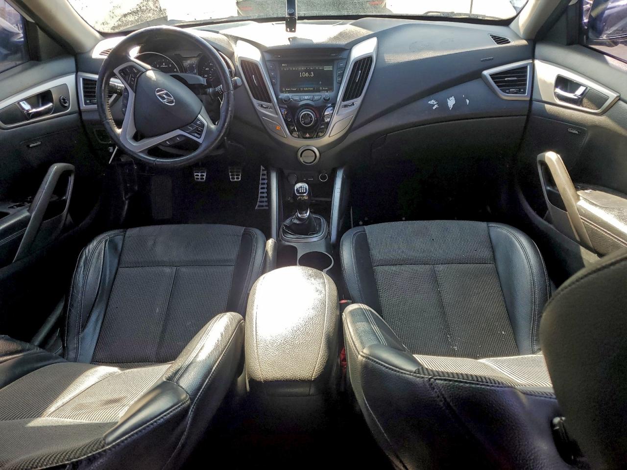 2013 Hyundai Veloster VIN: KMHTC6AD0DU142240 Lot: 93757925