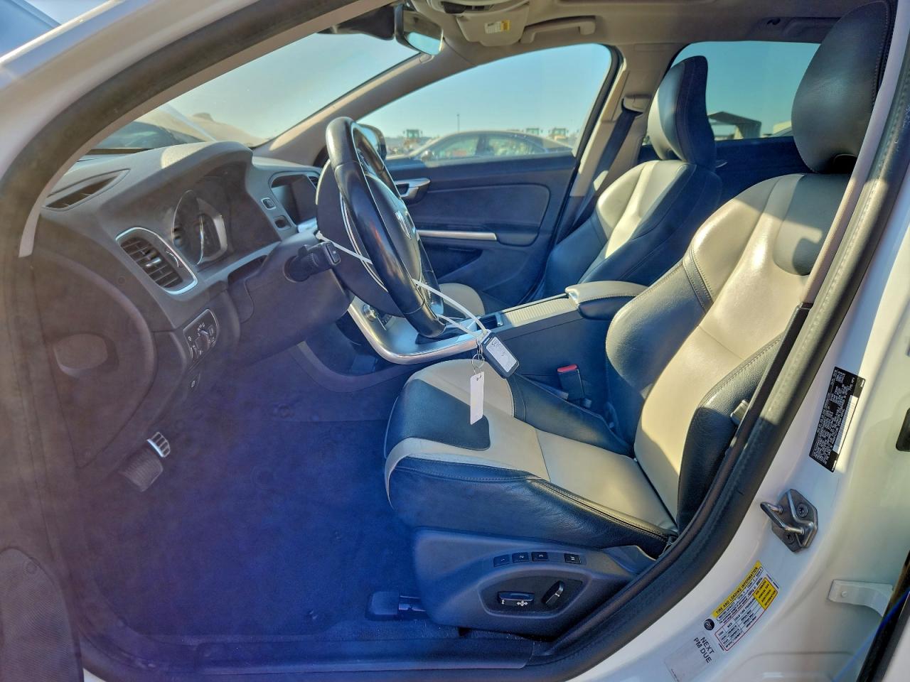 2018 Volvo V60 Cross Country Premier VIN: YV440MWK5J2058870 Lot: 95908455