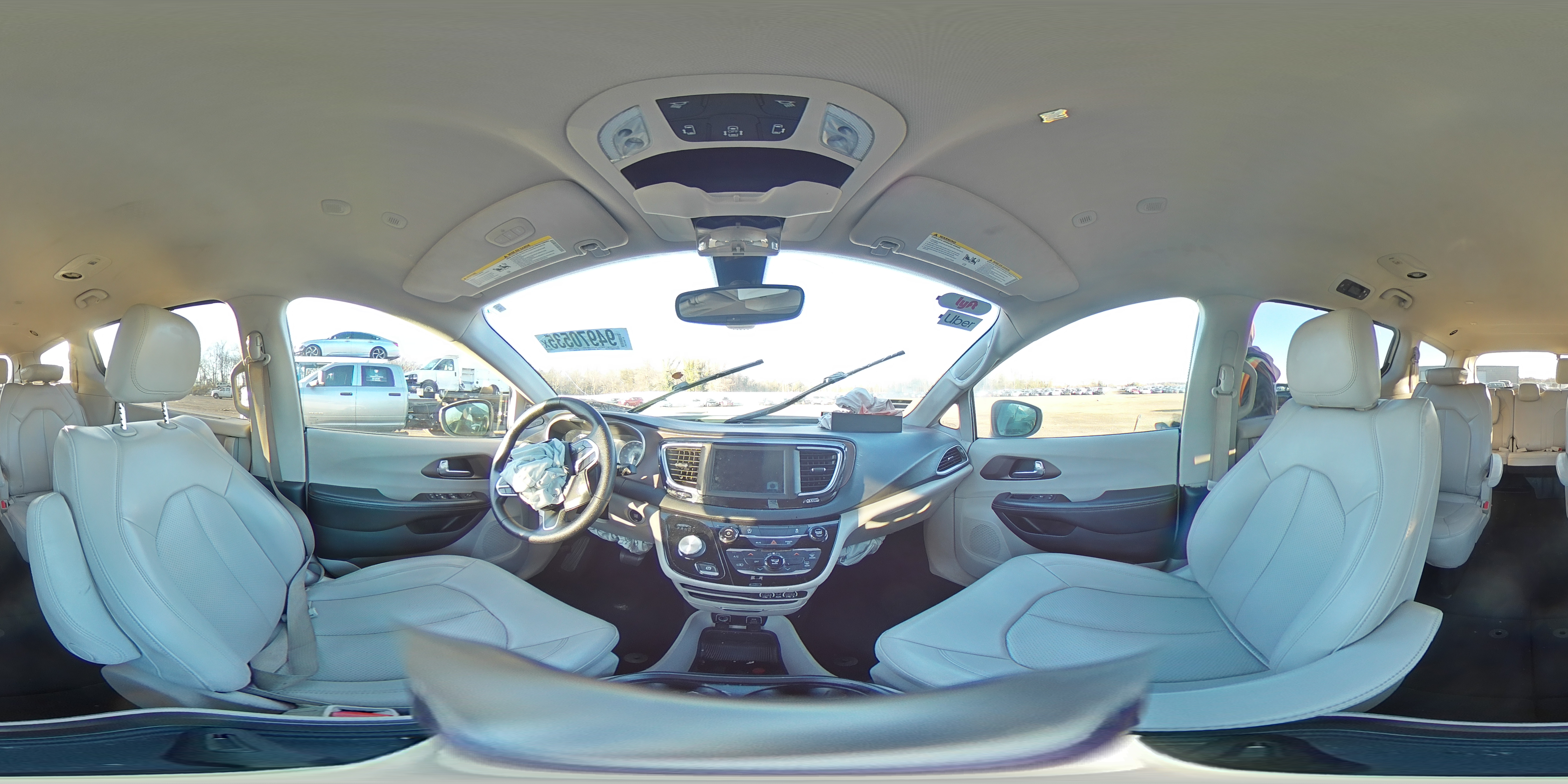 2021 Chrysler Voyager Lxi VIN: 2C4RC1DG0MR530556 Lot: 94970535