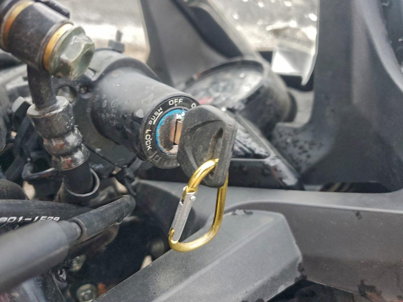 2021 Honda Cbr300 R VIN: MLHNC5109M5700405 Lot: 95275305