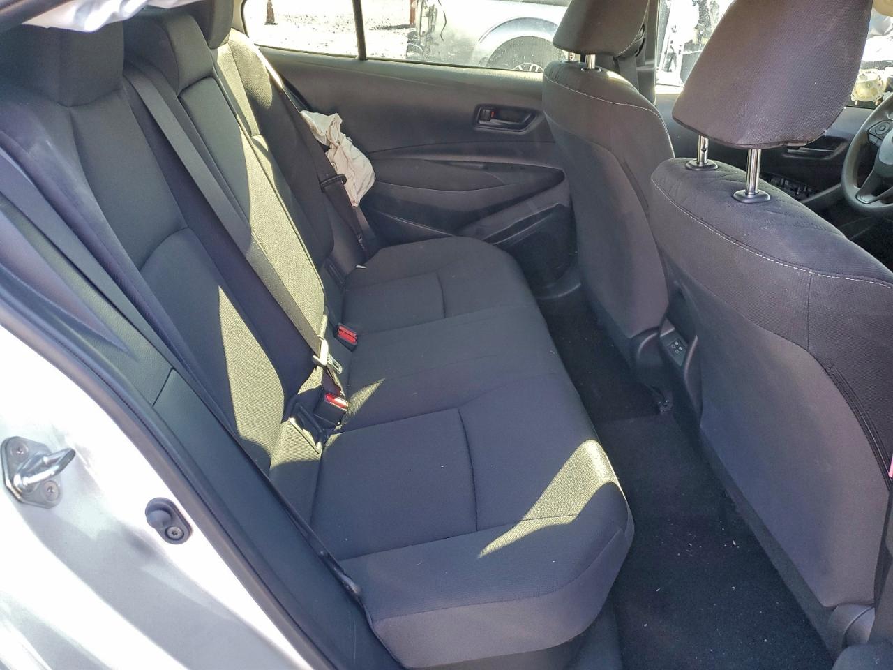 2025 Toyota Corolla Le VIN: JTDBCMFEXS3075249 Lot: 96898195